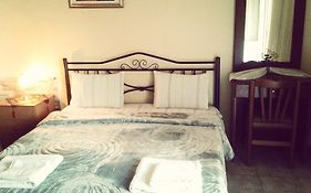 Guesthouse Adonis