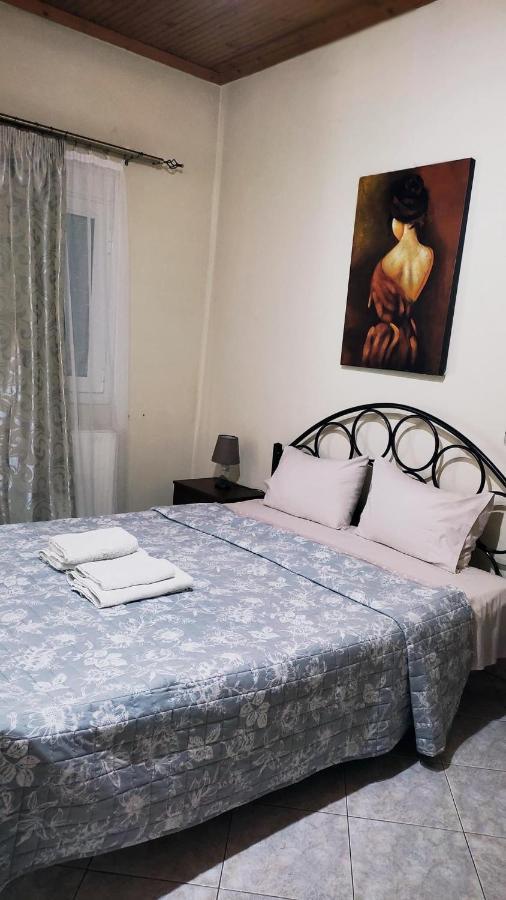 Guesthouse Adonis Káto Loutrákion Extérieur photo