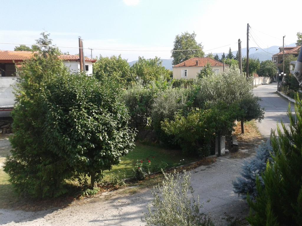 Guesthouse Adonis Káto Loutrákion Extérieur photo