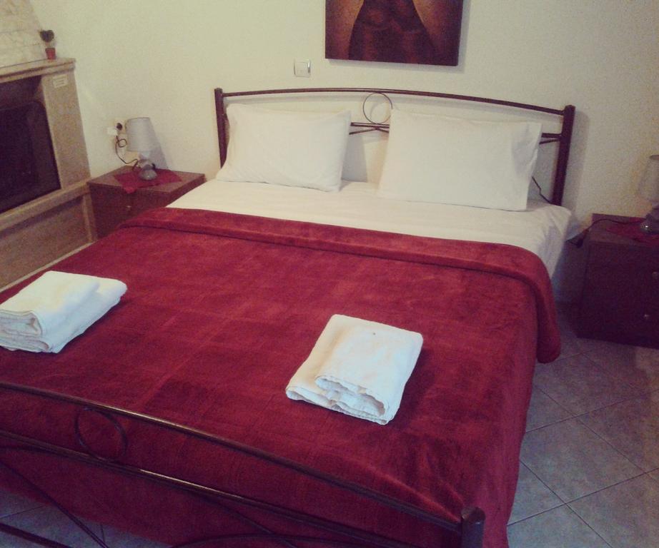 Guesthouse Adonis Káto Loutrákion Extérieur photo
