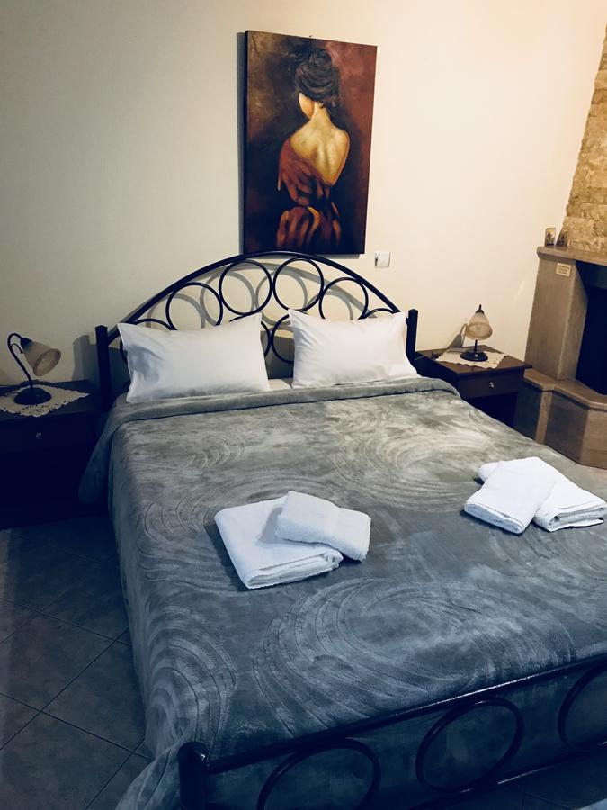 Guesthouse Adonis Káto Loutrákion Extérieur photo